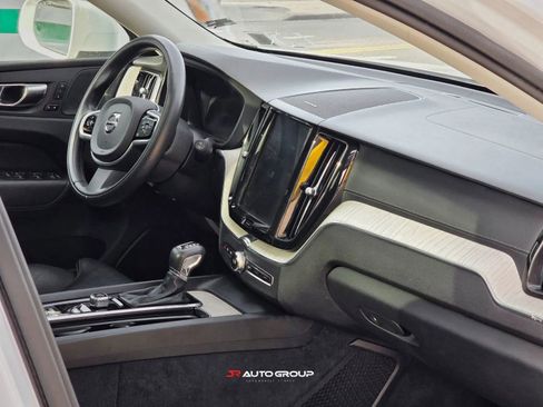 Used 2020 Volvo XC60 T6 Inscription AWD/4WD image 11
