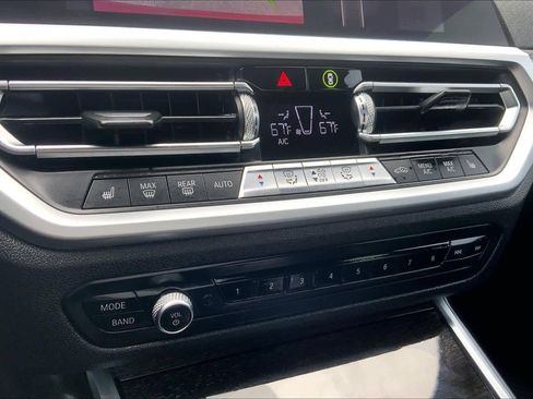 Used 2020 BMW 330i Sedan w/ Convenience Package image 35