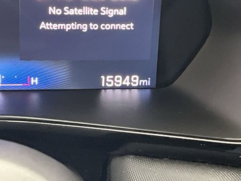 Certified 2024 Chevrolet Colorado Z71 w/ Z71 Convenience Package 2 image 16