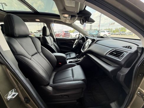 Used 2025 Subaru Ascent Touring AWD/4WD image 36