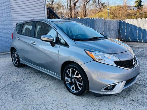 Used 2015 Nissan Versa Note SR w/ Chrome Package image 4