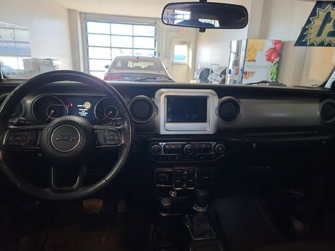 Used 2021 Jeep Wrangler Unlimited Sport S image 8