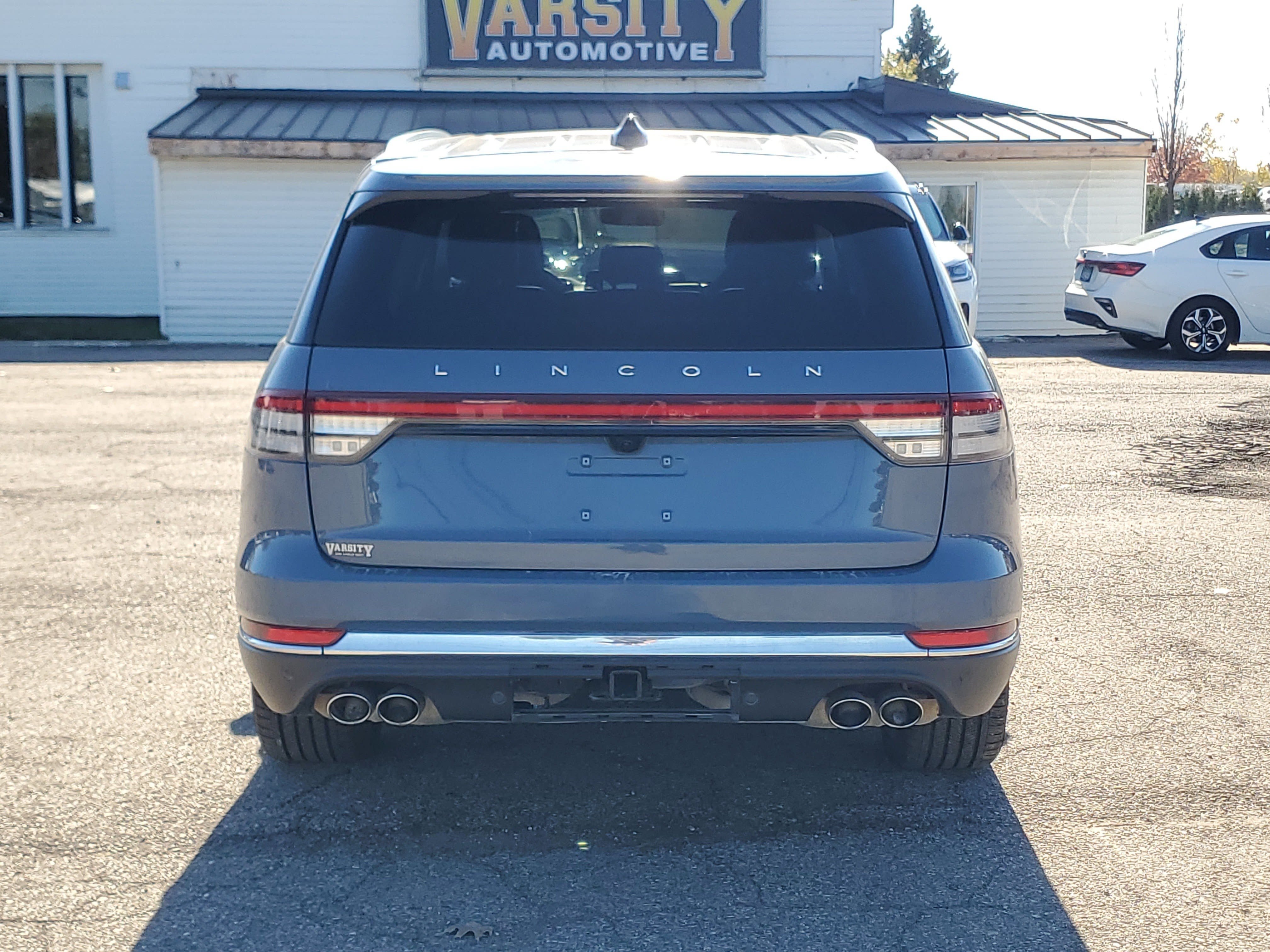 Used 2025 Lincoln Aviator Reserve w/ Equipment Group 201A AWD/4WD image 5