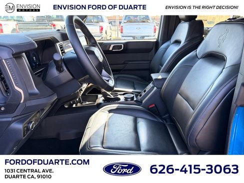 New 2025 Ford Bronco Badlands image 13