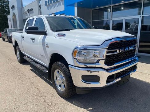 Used 2022 RAM 2500 Tradesman AWD/4WD image 1