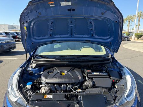 Used 2016 Hyundai Elantra SE image 22
