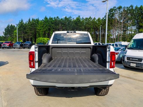 New 2026 RAM 2500 Laramie AWD/4WD image 9