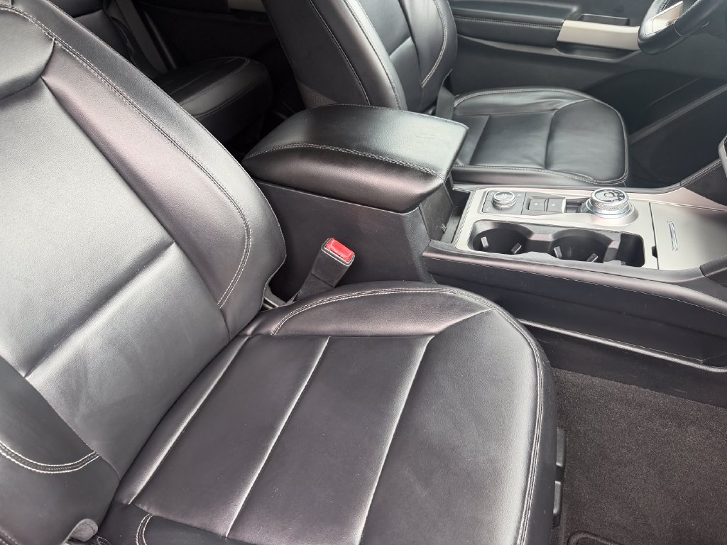 Certified 2021 Ford Explorer XLT AWD/4WD image 25