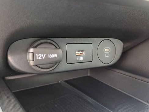 New 2026 Hyundai Elantra Limited FWD image 25