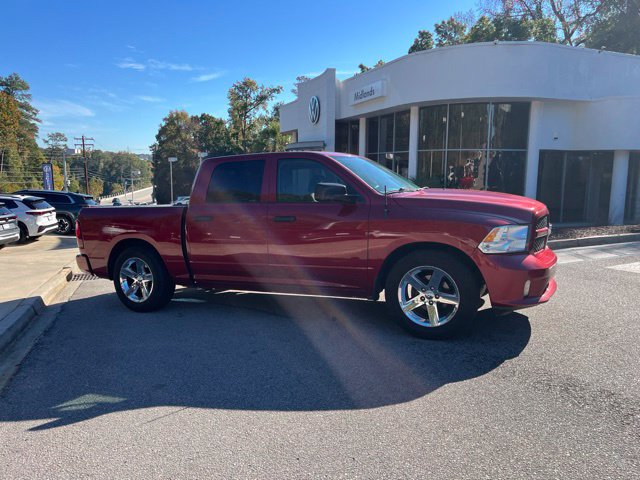 Used 2014 RAM 1500 Express RWD image 2