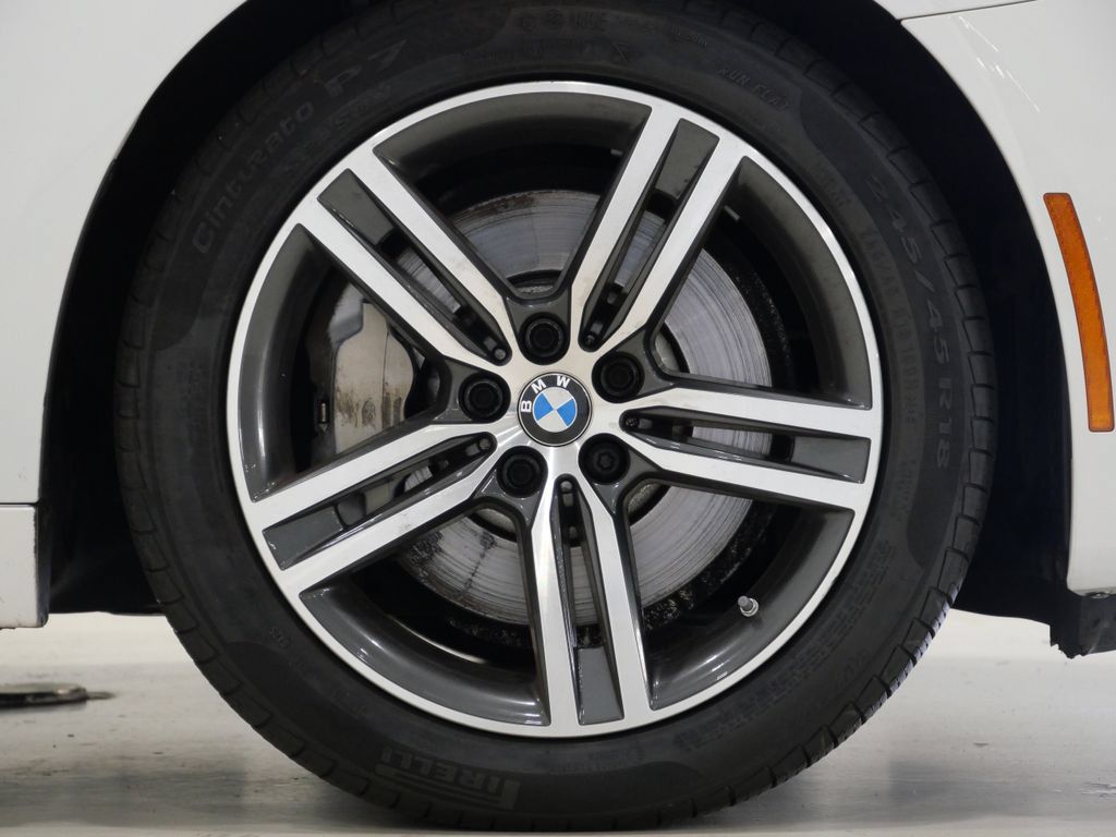 Used 2023 BMW 530i xDrive w/ Convenience Package AWD/4WD image 10