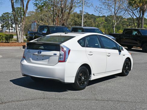Used 2015 Toyota Prius Three w/ Solar Roof Package image 4