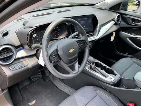 New 2026 Chevrolet Trax LS FWD image 7