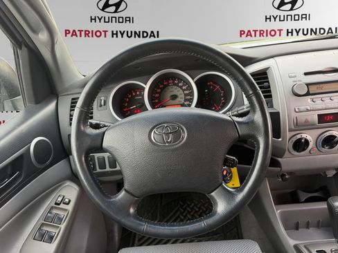 Used 2007 Toyota Tacoma PreRunner RWD image 12