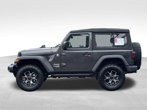 Used 2018 Jeep Wrangler Sport AWD/4WD image 8