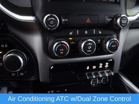 Used 2019 RAM 1500 Big Horn AWD/4WD image 11