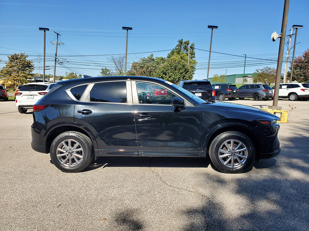 Used 2024 MAZDA CX-5 AWD 2.5 S w/ Select Package image 4