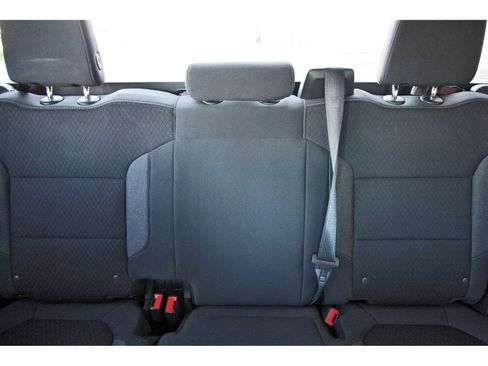 Used 2022 Chevrolet Silverado 1500 LT image 14