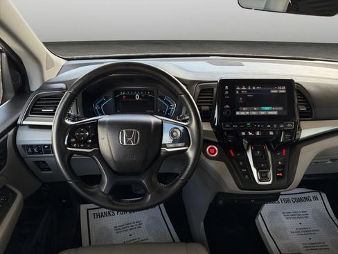 Used 2018 Honda Odyssey Touring image 30
