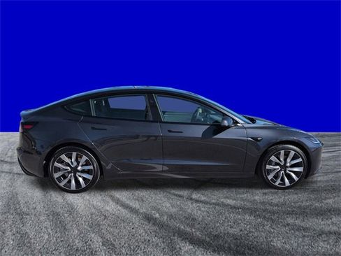 Used 2024 Tesla Model 3 Long Range image 3