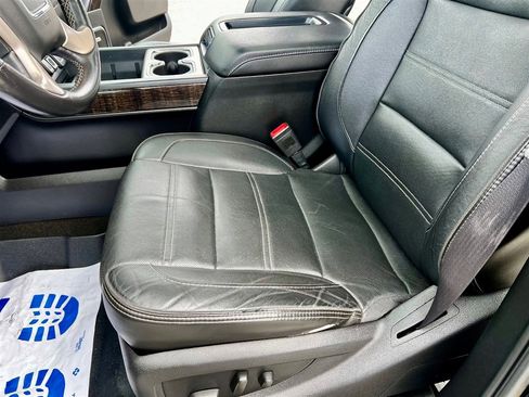 Used 2015 GMC Sierra 2500 Denali w/ Duramax Plus Package image 27