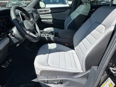 New 2026 Volkswagen Atlas Cross Sport SEL R-Line AWD/4WD image 16