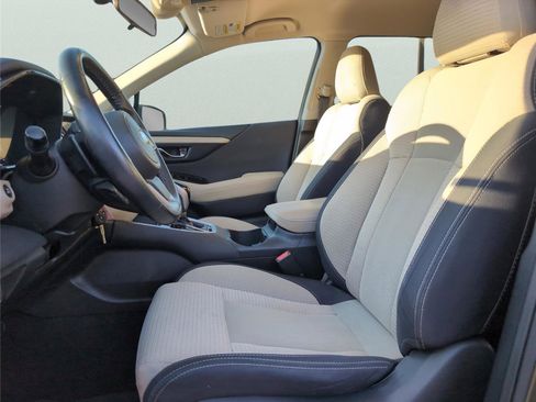 Used 2022 Subaru Outback Premium image 11