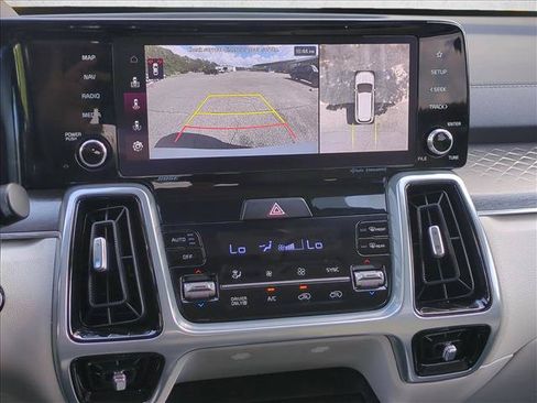 Used 2024 Kia Sorento SX Prestige w/ Panoramic Sunroof Package AWD/4WD image 14