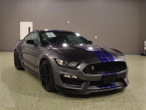 Used 2016 Ford Mustang Shelby GT350 w/ Technology Package RWD image 1