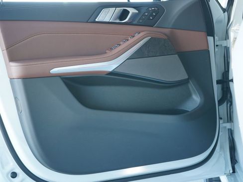 New 2026 BMW X7 xDrive40i w/ Executive Package image 10