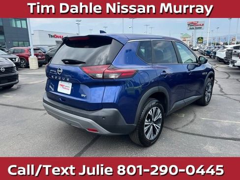Used 2023 Nissan Rogue SV FWD image 11
