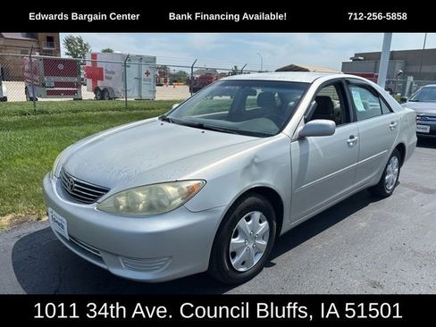 Used 2005 Toyota Camry LE image 4