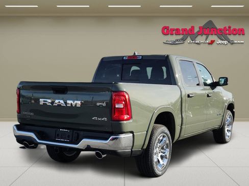 New 2026 RAM 1500 Big Horn AWD/4WD image 5