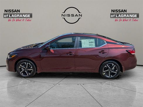 Used 2024 Nissan Sentra SV image 10