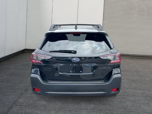 Used 2025 Subaru Outback Onyx Edition XT AWD/4WD image 4