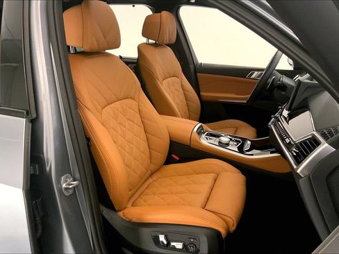 Certified 2024 BMW X5 xDrive50e w/ Executive Package AWD/4WD image 6