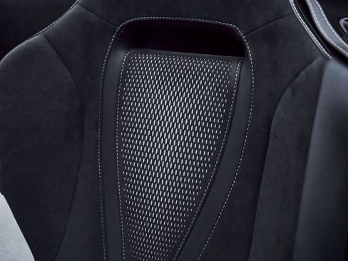 Used 2024 McLaren 750S Spider image 45