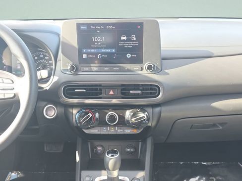 Used 2023 Hyundai Kona SEL AWD/4WD image 15