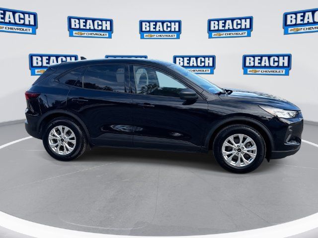 Used 2025 Ford Escape Active FWD image 9