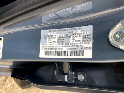Used 2025 MAZDA CX-30 AWD 2.5 S w/ Preferred Package image 37
