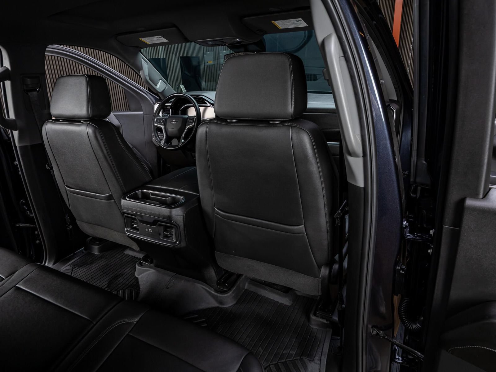 Used 2023 Chevrolet Silverado 1500 RST AWD/4WD image 28