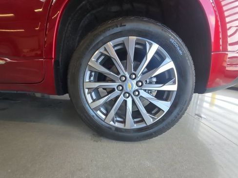 Used 2023 Chevrolet Traverse Premier w/ LPO, Floor Liner Package AWD/4WD image 27