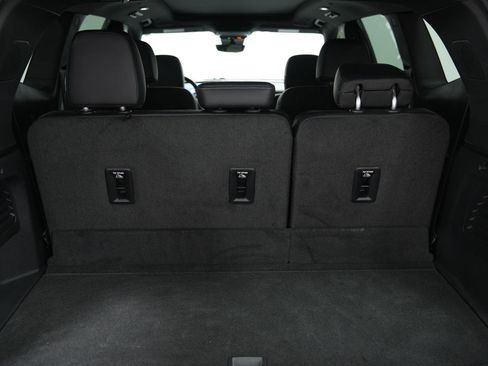 Used 2025 Buick Enclave Avenir w/ Super Cruise Package image 13