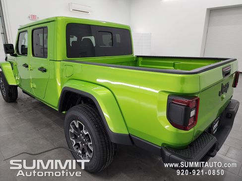 New 2026 Jeep Gladiator Sport image 6