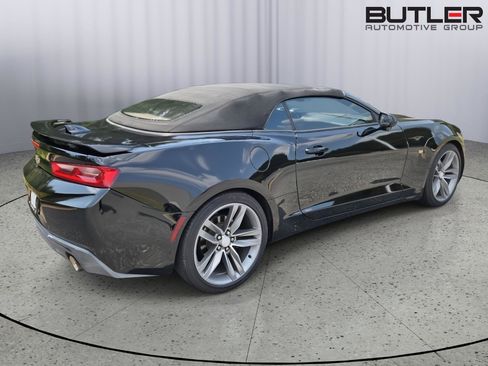 Used 2017 Chevrolet Camaro LT w/ RS Package RWD image 9