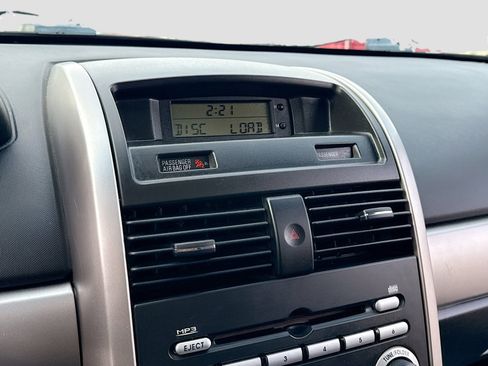 Used 2007 Mitsubishi Galant ES image 8