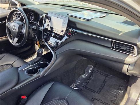 Used 2024 Toyota Camry SE image 21