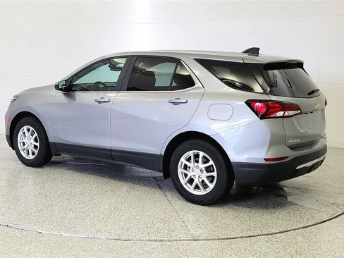 Used 2023 Chevrolet Equinox LT FWD image 5