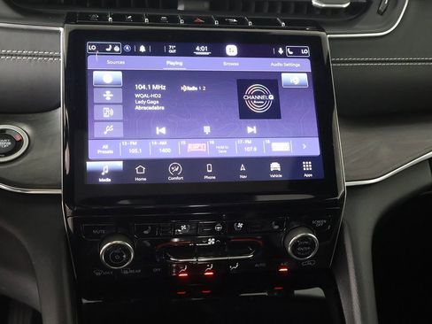 Used 2021 Jeep Grand Cherokee L Overland w/ Luxury Tech Group IV image 50