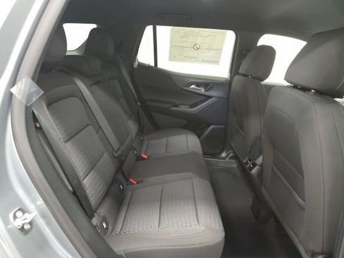 New 2026 Chevrolet Equinox LT image 24